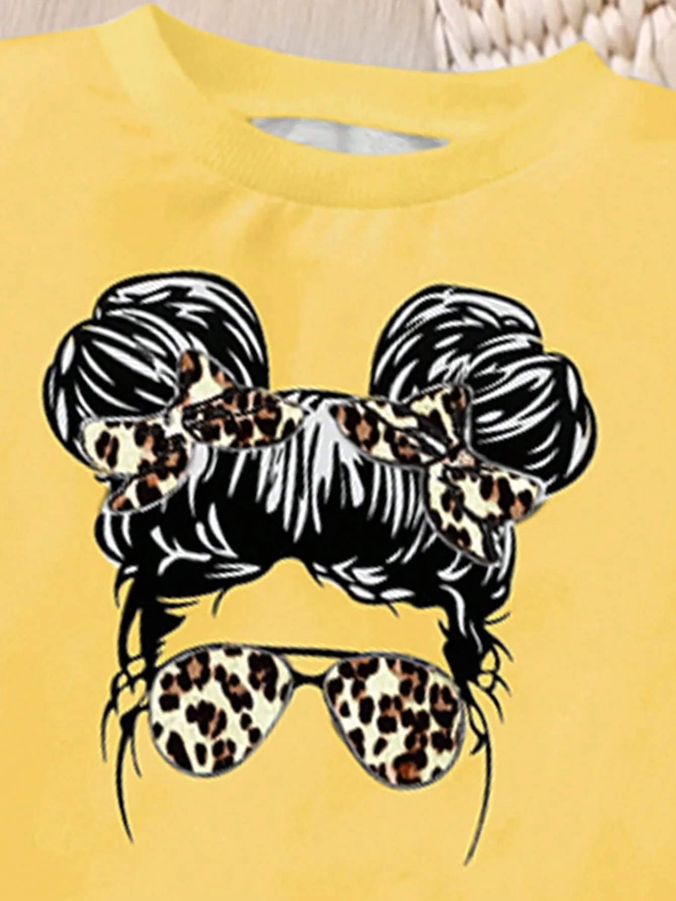 2pcs Cartoon Girl Print Crew Neck Long Sleeve Sweatshirt & Leopard Bell-Bottom Pants Casual Suit, Autumn