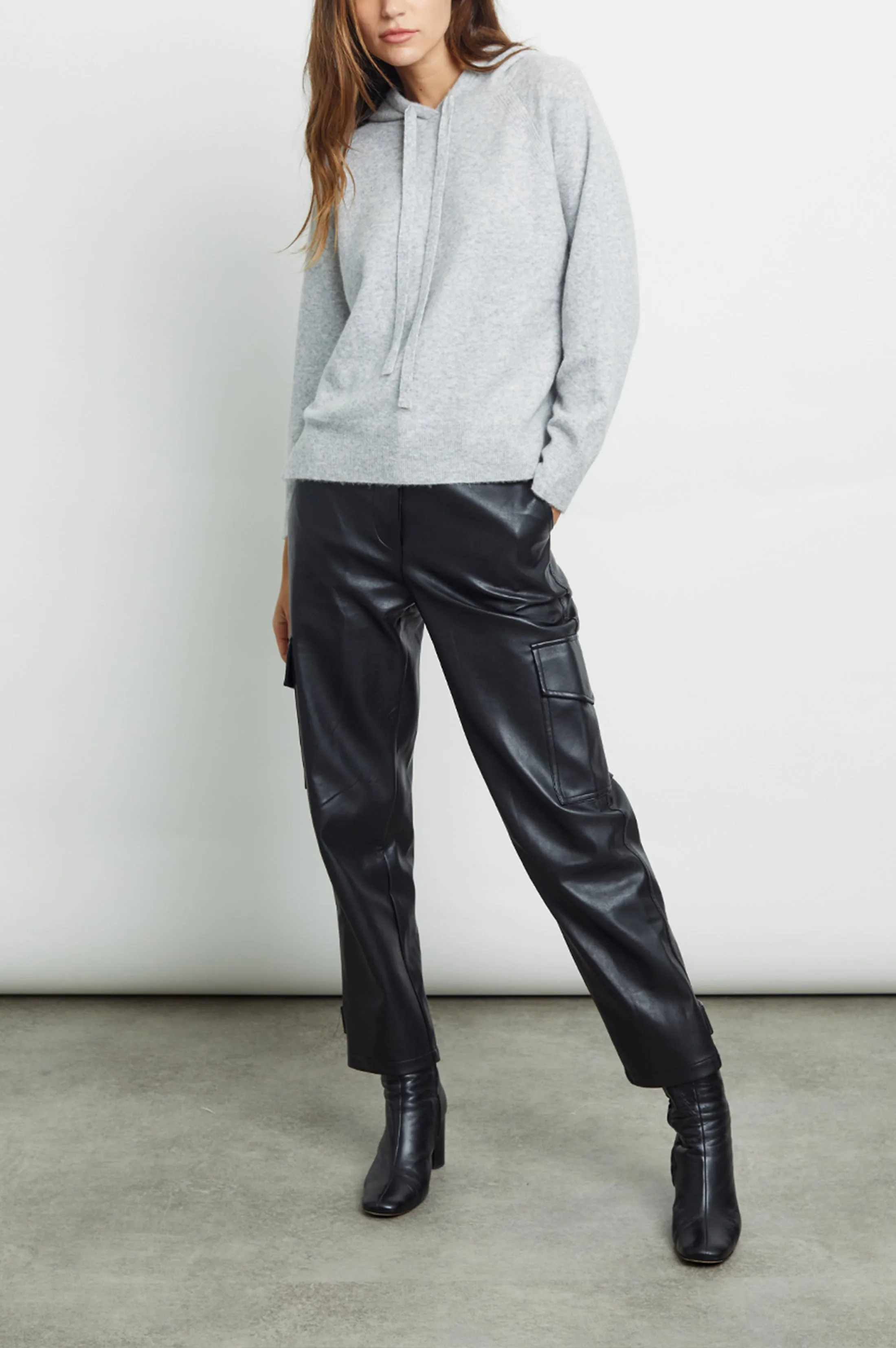 ASTER SWEATER - HEATHER GREY