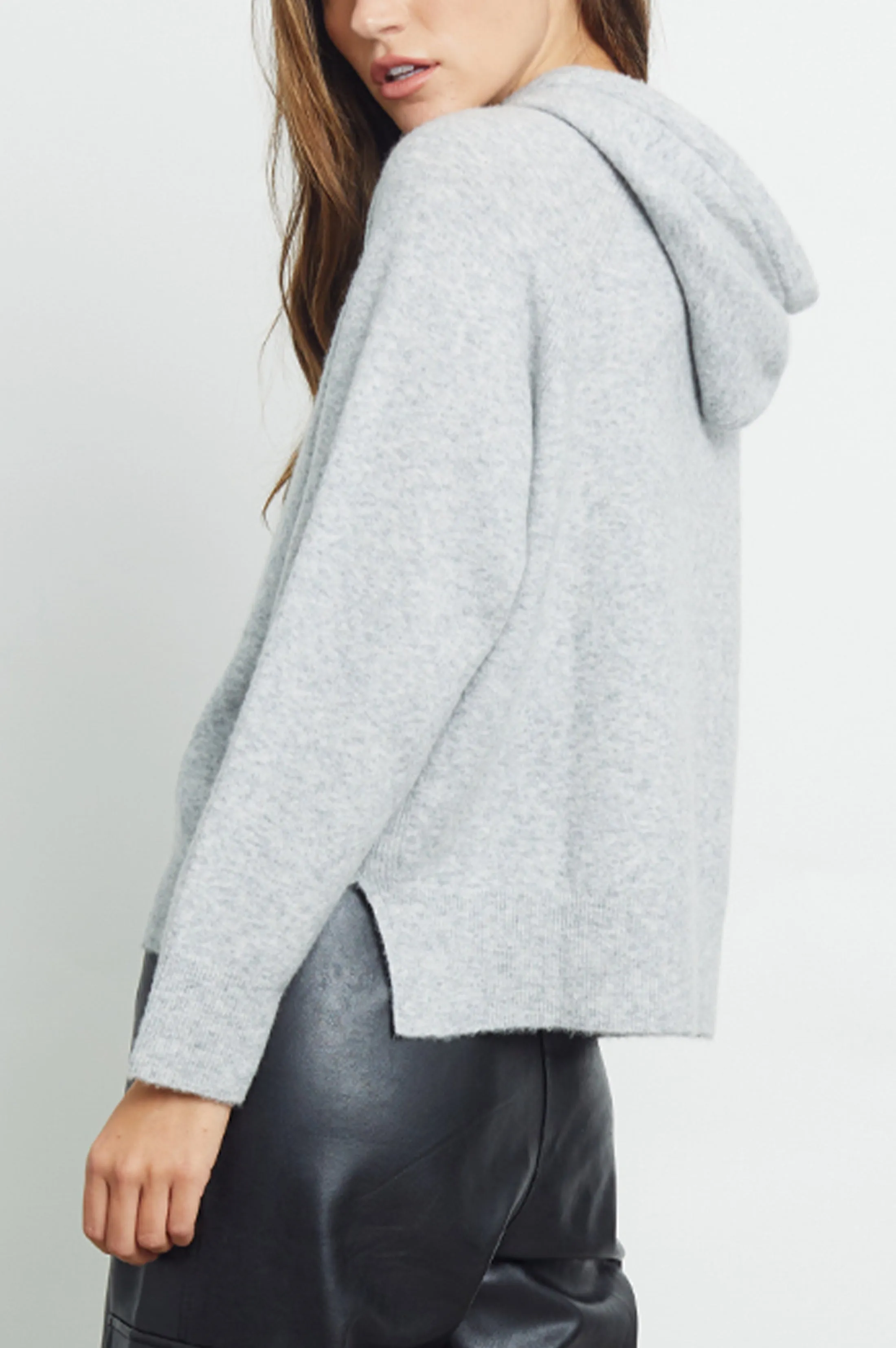 ASTER SWEATER - HEATHER GREY